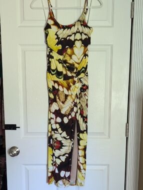 h:ours Butterfly Multicolor Midi Dress